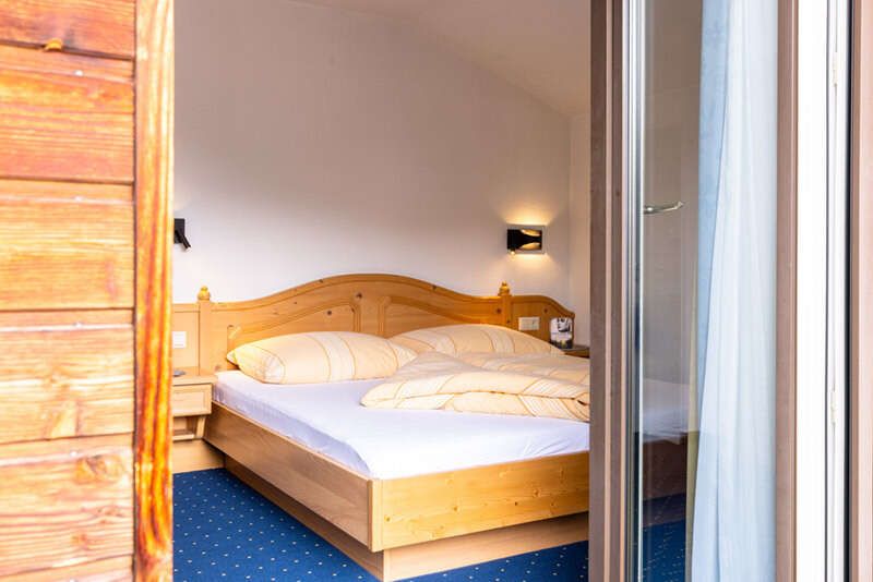 Doppelzimmer im Appartement 9 in Tirol